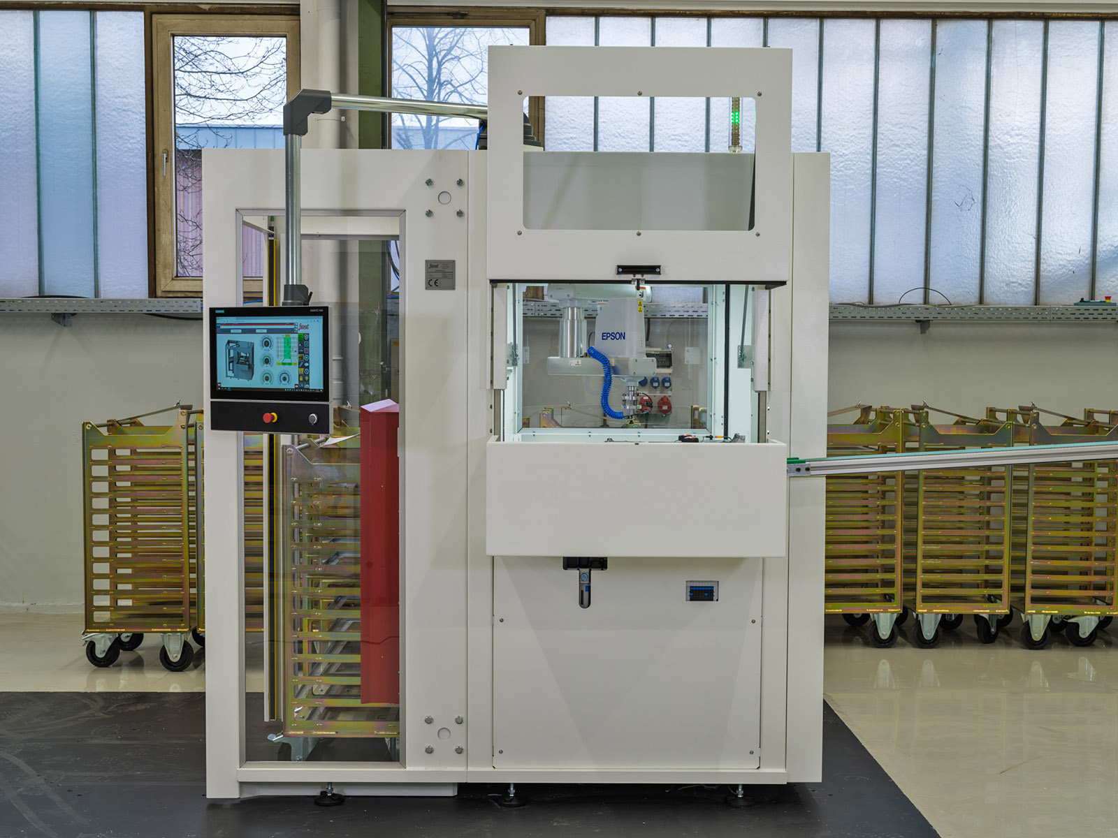 Industrielles Teilehandling mit dem Steimel ZPAL Palettierer / Depalettierer